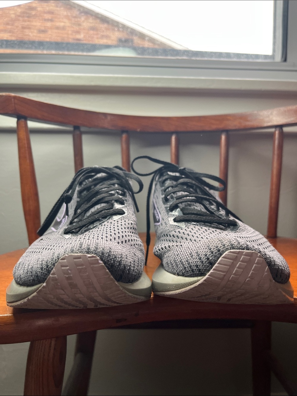 Brooks Levitate 5 Women’s Gray Running Shoes Size 11 EUC - Picture 2 of 10